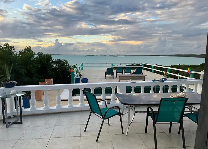 Secluded Escape, Ocean Views, Plunge Pool And Hot Tub, Overlooking Scenic Turquoise Waters